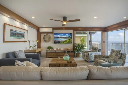 BRAND NEW REMODEL Rooftop Lahaina Oceanfront Penthouse with 360 degree views!
