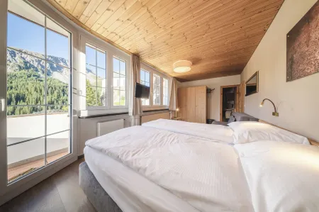 Hotel Quellenhof - Self Check-in & Adults Only Отели в г. Monstein