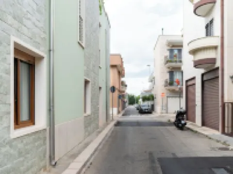 The Flower House by Wonderful Italy Hotel a Bitritto