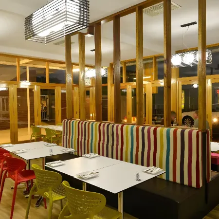 Bentley Motel
