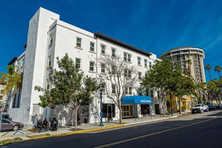 Motel 6 San Diego, CA - Downtown