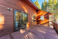 Views + Mins to Skiing, Lake, & Incline Village Incline Serenity by Avantstay