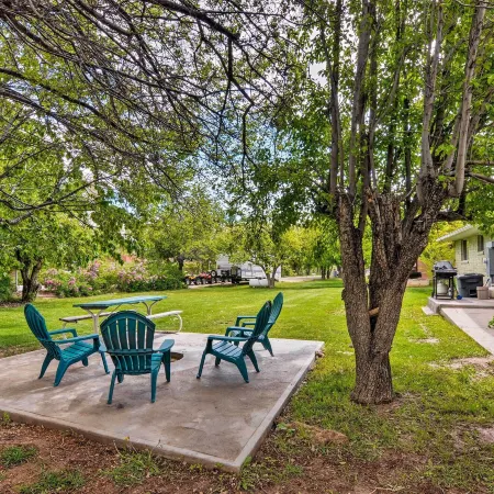 Tropic Getaway Near Bryce Canyon National Park!