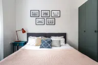 Urban Luxe Apartment - Central TLV Hotel a 