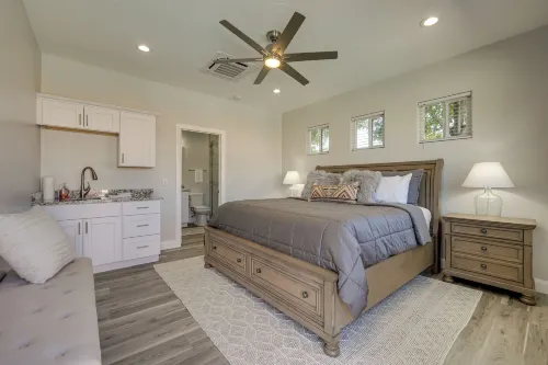 Private Pool, Mtn Views! Hurricane Group Getaway - 3-Star