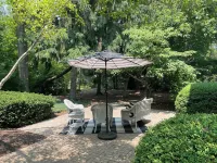 "Five Bedroom Luxury by the River " Hotels in Glendale