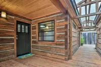 Quiet & Cozy Eureka Home Near Sequoia Park & Zoo! - バルコニー