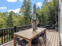 Modern family-friendly home with private beach access on Newfound Lake Hotels in Bristol