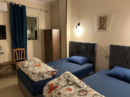 Pyramids Road Guest House Отели рядом с достопримечательностью «Панорамный вид пирамид»