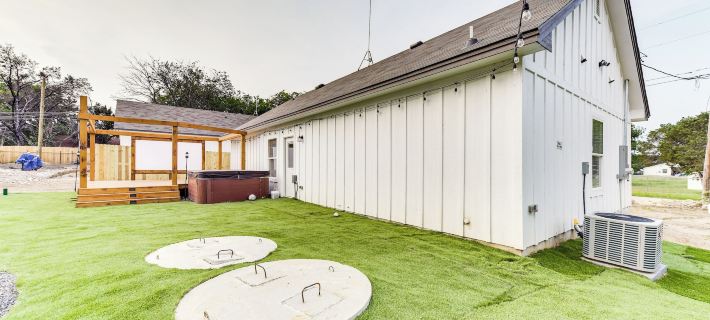 Texas Family Home w/ Hot Tub: 1 Mi to Lake Whitney Hotels in Hill County