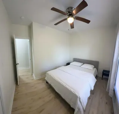 Newly Renovated 2 Bedroom - A Seasoned Superhost Hotels near Duke University Chapel