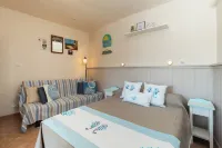 Mishti Blu Studio Al Mare by Wonderful Italy