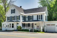 Walkable North Woodstock Home on Main Street! - Country Houses