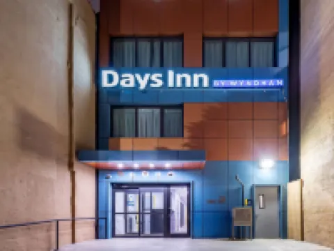 Days Inn by Wyndham New York Chinatown Hotels near East Village