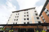 Phuhi Hotel Hotell i Pak Nam