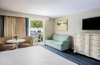 Blue Rock Resort Hotels in Yarmouth Port