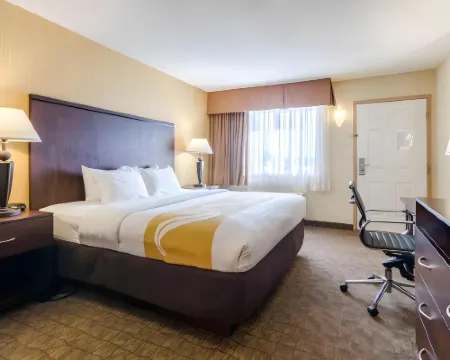 クオリティ イン & スイーツ オガララ オガラーラのホテル