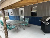 Scenic lodge near Perry, MO perfect for fishing…boating…hunting…relaxing