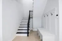 Charming, Cozy, Family Friendly - Close to Downtown/Sponge Docks/Beaches/Trails