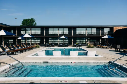 The Trail Hotel Hotels in Bardstown