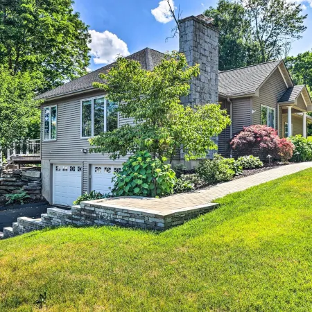 Walk to Lake: Middlefield Home w/ Fire Pit