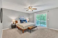 Pet-Friendly 5BR Getaway near Lake Keowee - 3성급