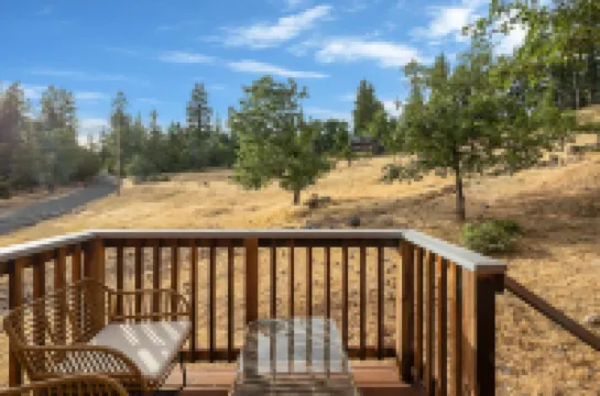 Prasad Retreat - Sunny Home W/ Deck & Air Hockey 3 Bedroom Home by Bear Valley Vacation Rentals