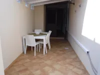 Apartment with garden 2