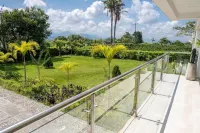 Espectacular Casa de Lujo de 9 Habitaciones en Calarcá Quindío