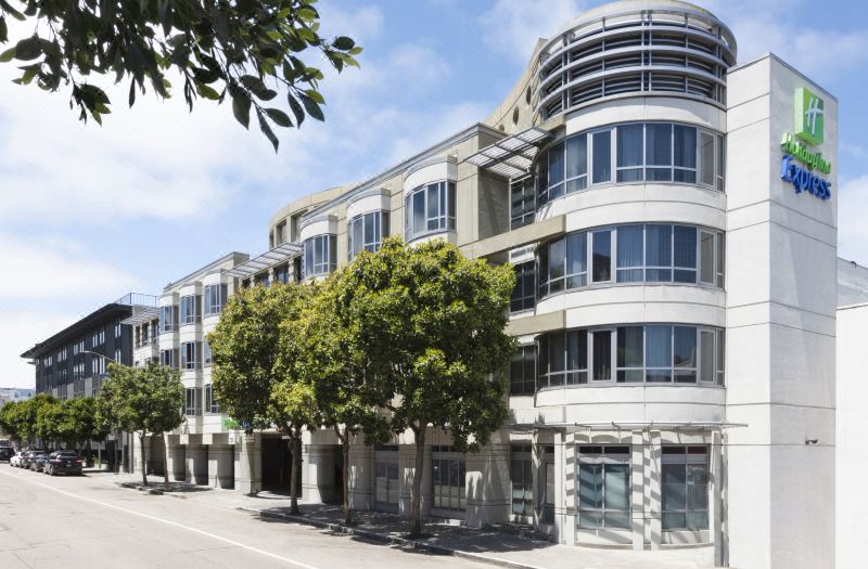 Holiday Inn Express & Suites SAN Francisco Fishermans Wharf by IHG