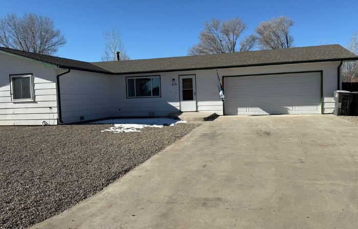 Carroll Park House With Game Room. 3 BR 2 Bath Fully Renovated Near Park