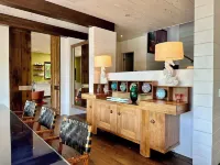 Super-Lux Oceanfront property with private beach access in Estate section