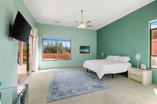 Luxurious Sedona Sanctuary with Pool and Spa 3 Master Bedrooms and Office Space