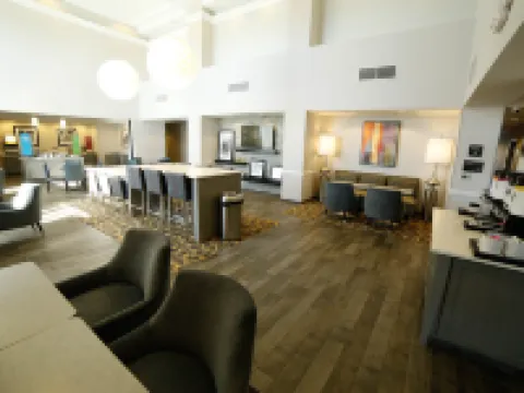 Hampton Inn & Suites Forest City Hotels in Forest City