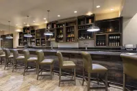 Embassy Suites by Hilton Tulsa I-44 - Barer