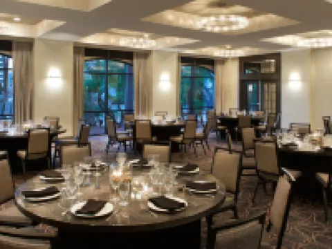 Embassy Suites by Hilton Las Vegas Hotels in Paradise