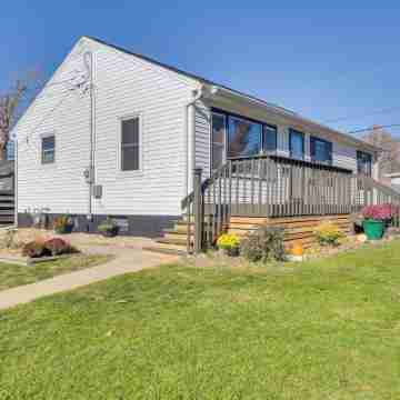 Pet-Friendly Hiawatha Retreat w/ Private Yard! Hotel Exterior