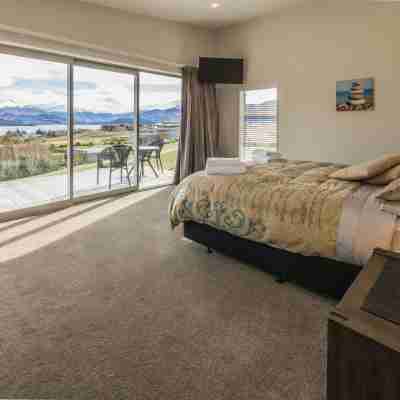 Peninsula Bay Luxury Retreat Rooms