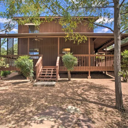 Forest-View Retreat in Payson, Close to Hiking!