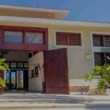 4-bedroom villa in fantastic Punta Cana with AC, WiFi Hotel Exterior