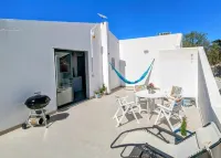 MARGUS, holliday home with terrace sea view and private parking