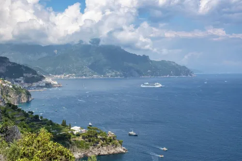 CASA ROSARIA WITH BEAUTIFUL SEA VIEW TERRACE