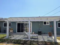 Spacious 4-bedroom house in superb Cypress with AC, WiFi