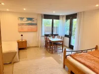 Beautiful apartment with garden seating area in Rapperswil-Jona Hotel a 