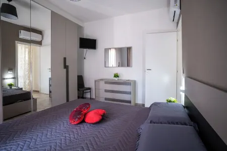 SMALL HOUSE Отели рядом с достопримечательностью «Magel»