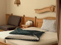 In & Out boarding house comfort room Hotels in Stolberg