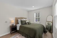 Charming & Newly Renovated Apartment Hotels in Simsbury