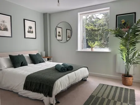 Lovely one bed apartment in Bracknell with additional sofa bed. Отели в г. Бракнелл