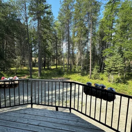 Cozy Escape Outside of Sandpoint