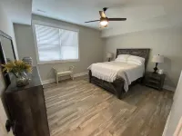 Welcome to Winny's at Mariners Landing Hotel a Bedford County